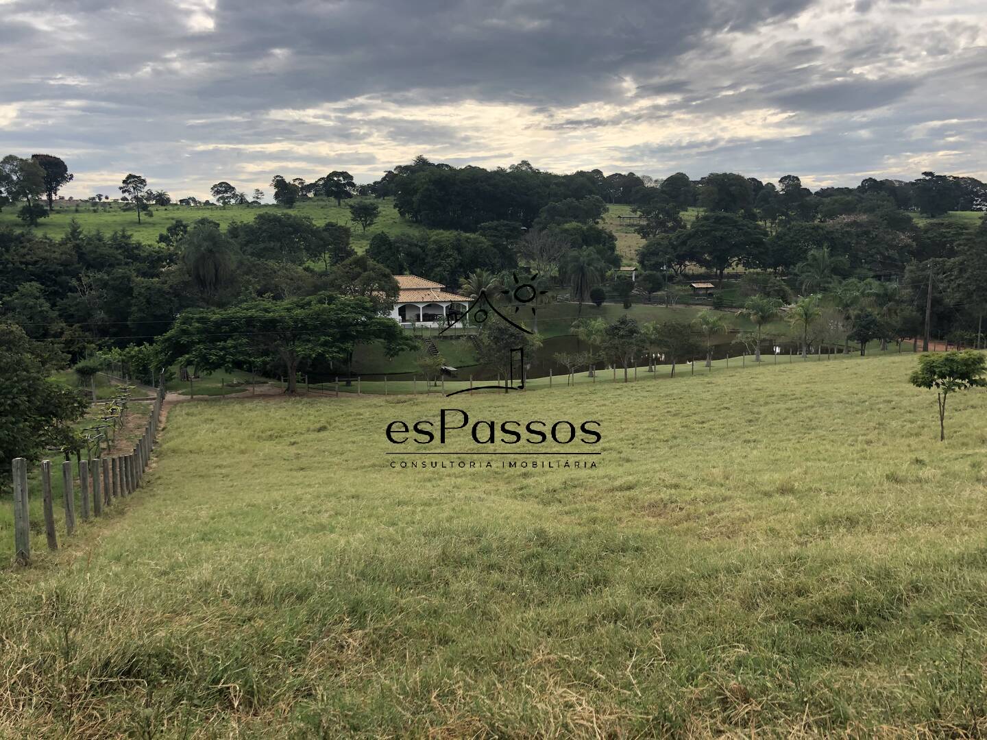 Fazenda à venda com 3 quartos, 110000m² - Foto 21