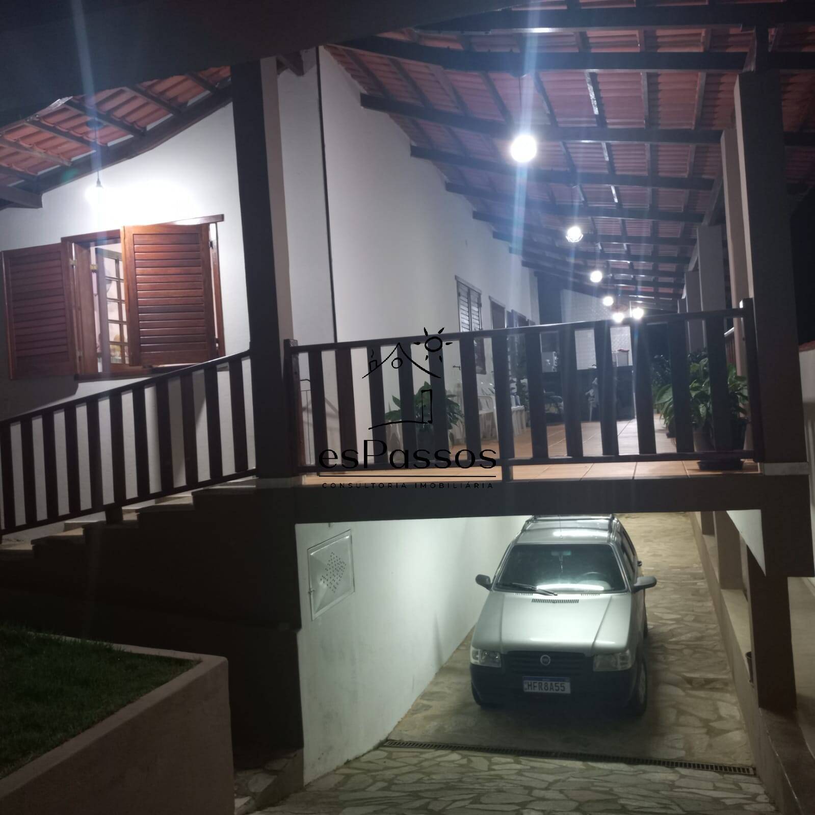 Casa à venda com 3 quartos, 360m² - Foto 4