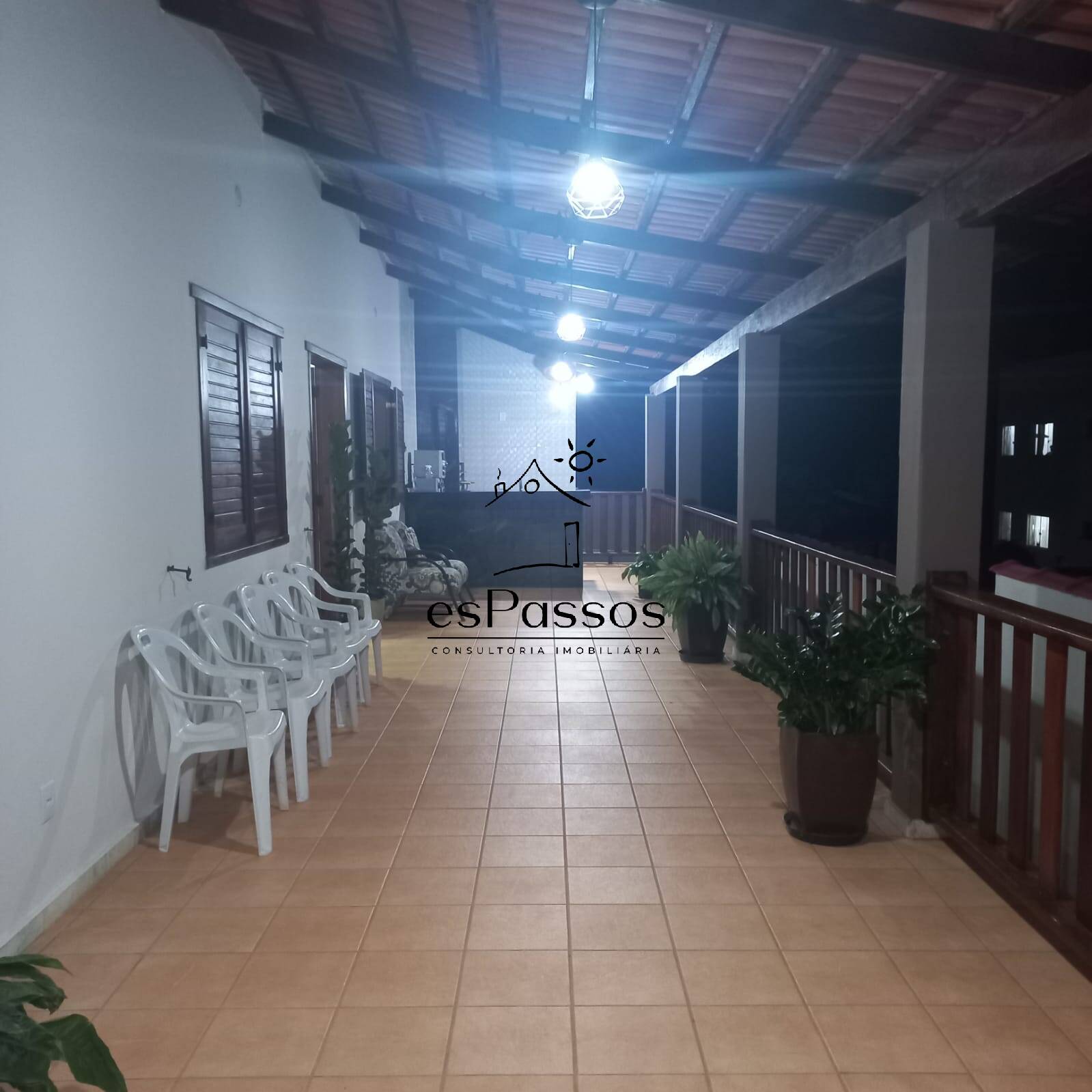 Casa à venda com 3 quartos, 360m² - Foto 8