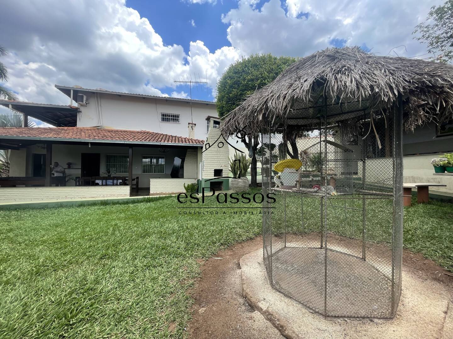 Casa à venda com 3 quartos, 1080m² - Foto 13