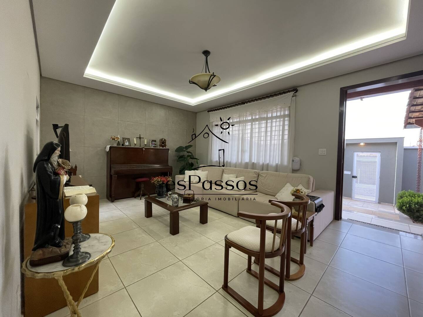 Casa à venda com 3 quartos, 360m² - Foto 6