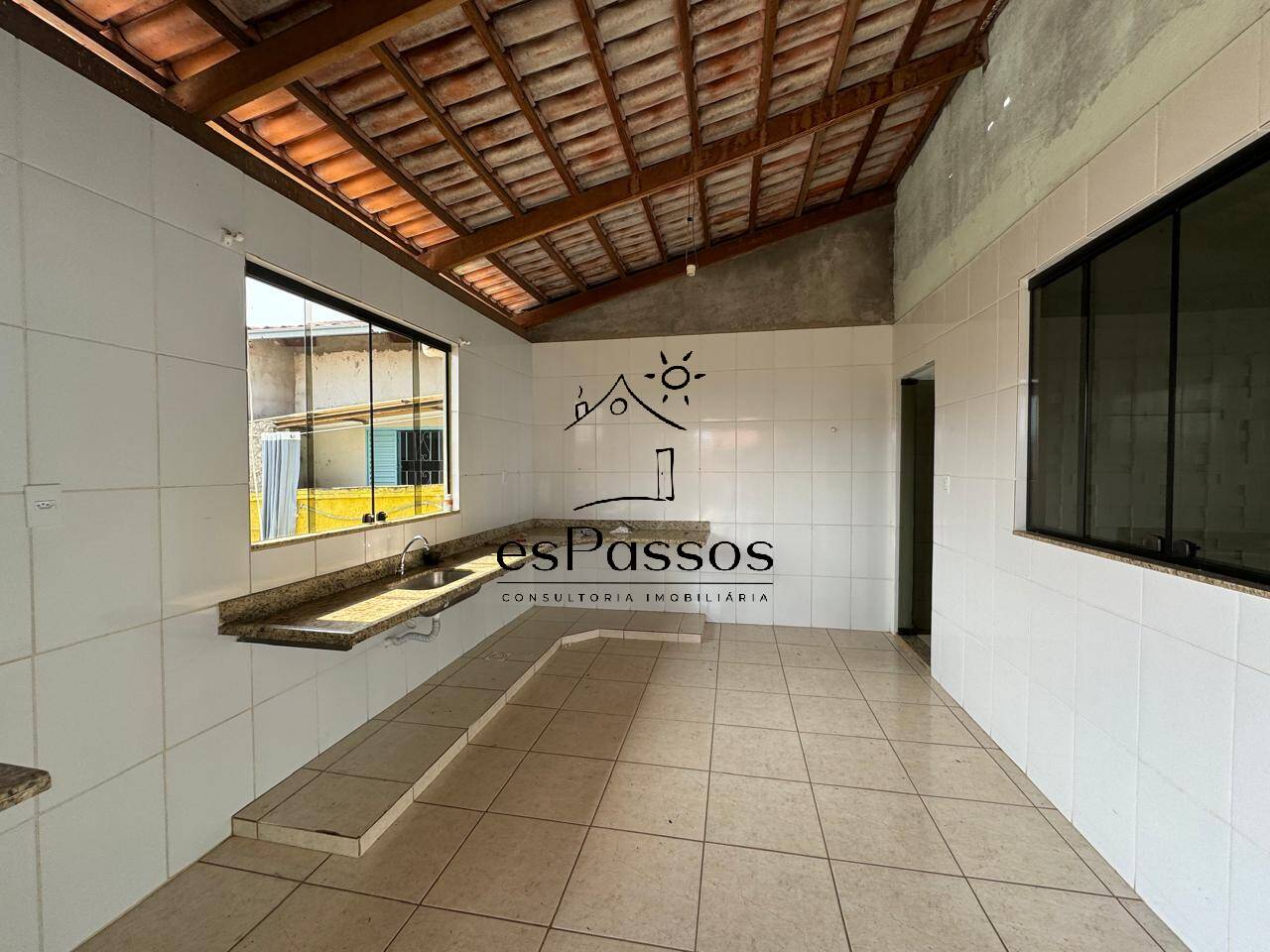 Casa à venda e aluguel com 3 quartos, 360m² - Foto 14