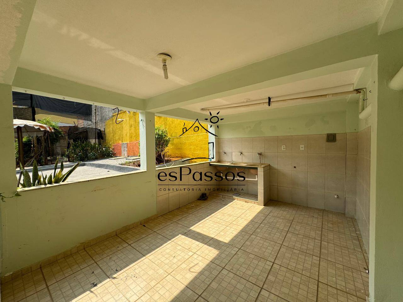 Casa à venda e aluguel com 3 quartos, 360m² - Foto 21